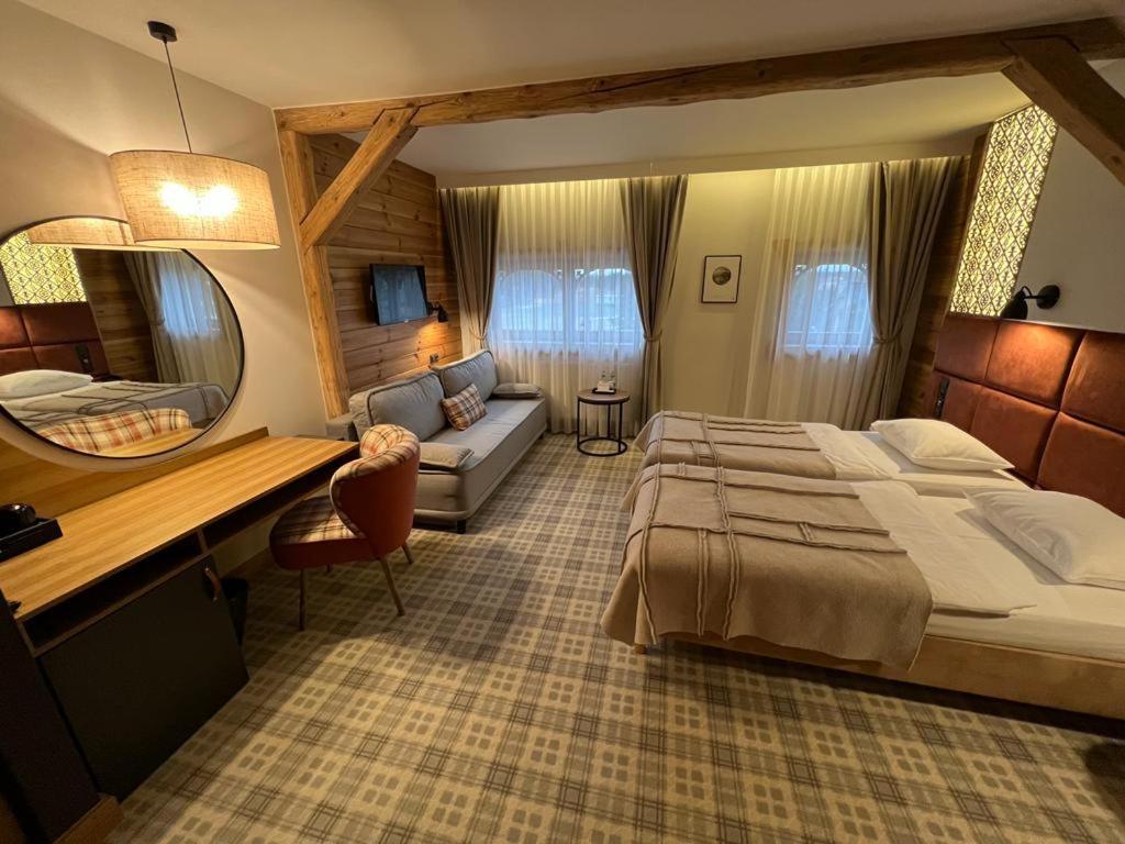 Hotel Bajka Grodziec Buitenkant foto