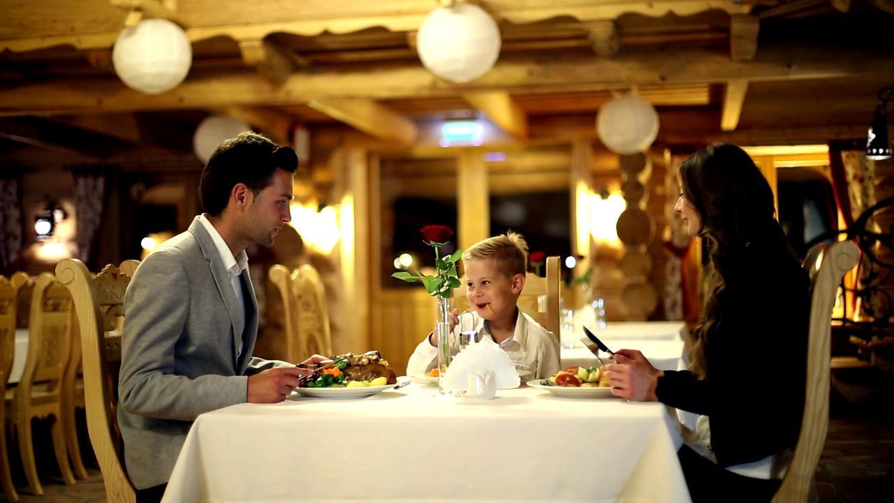 Hotel Bajka Grodziec Buitenkant foto